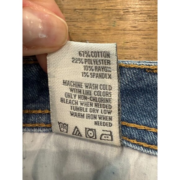 American Rag Capri Jeans, size 9 - Picture 5 of 13